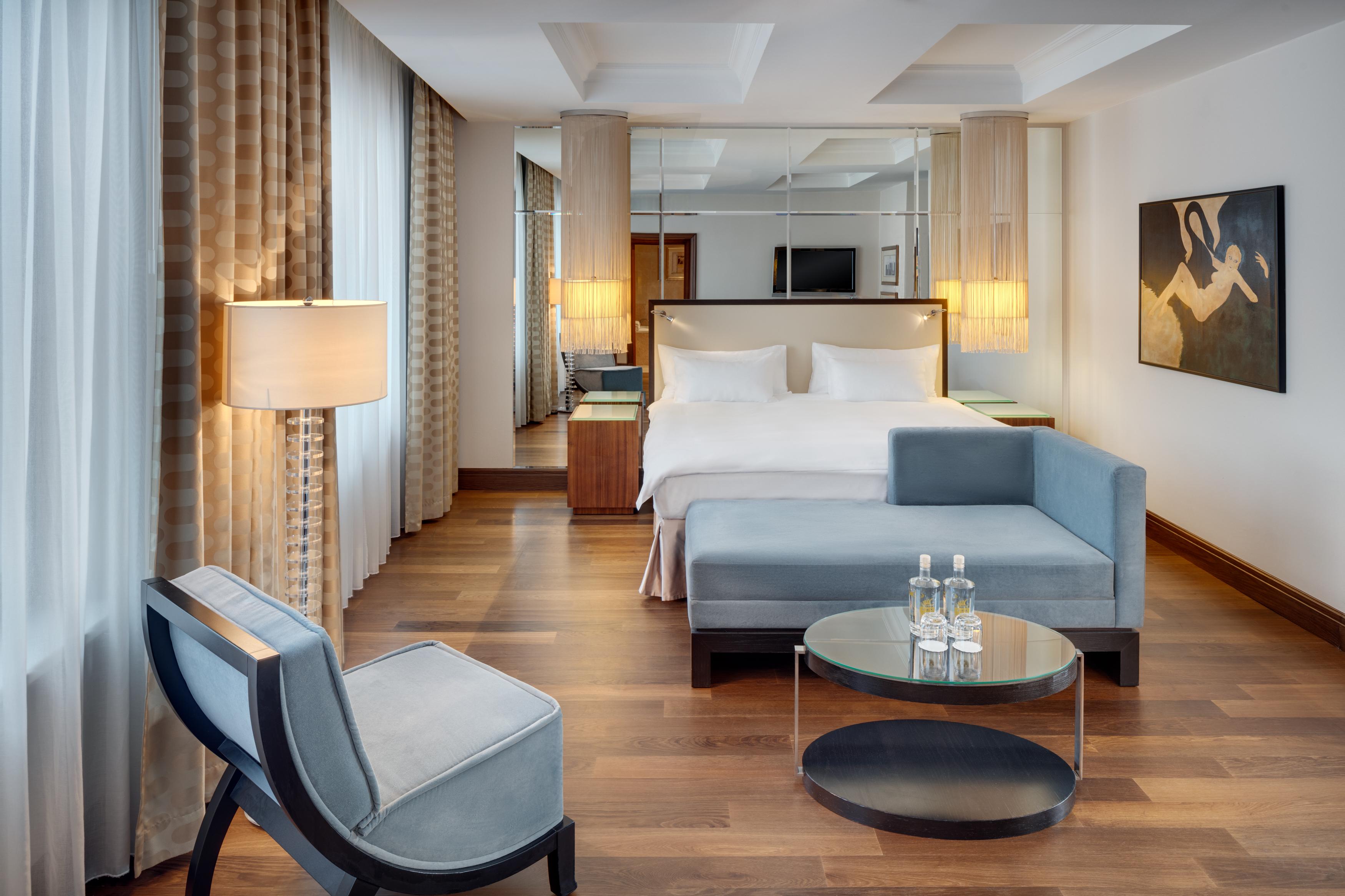 Almanac X Alcron Hotel Praga