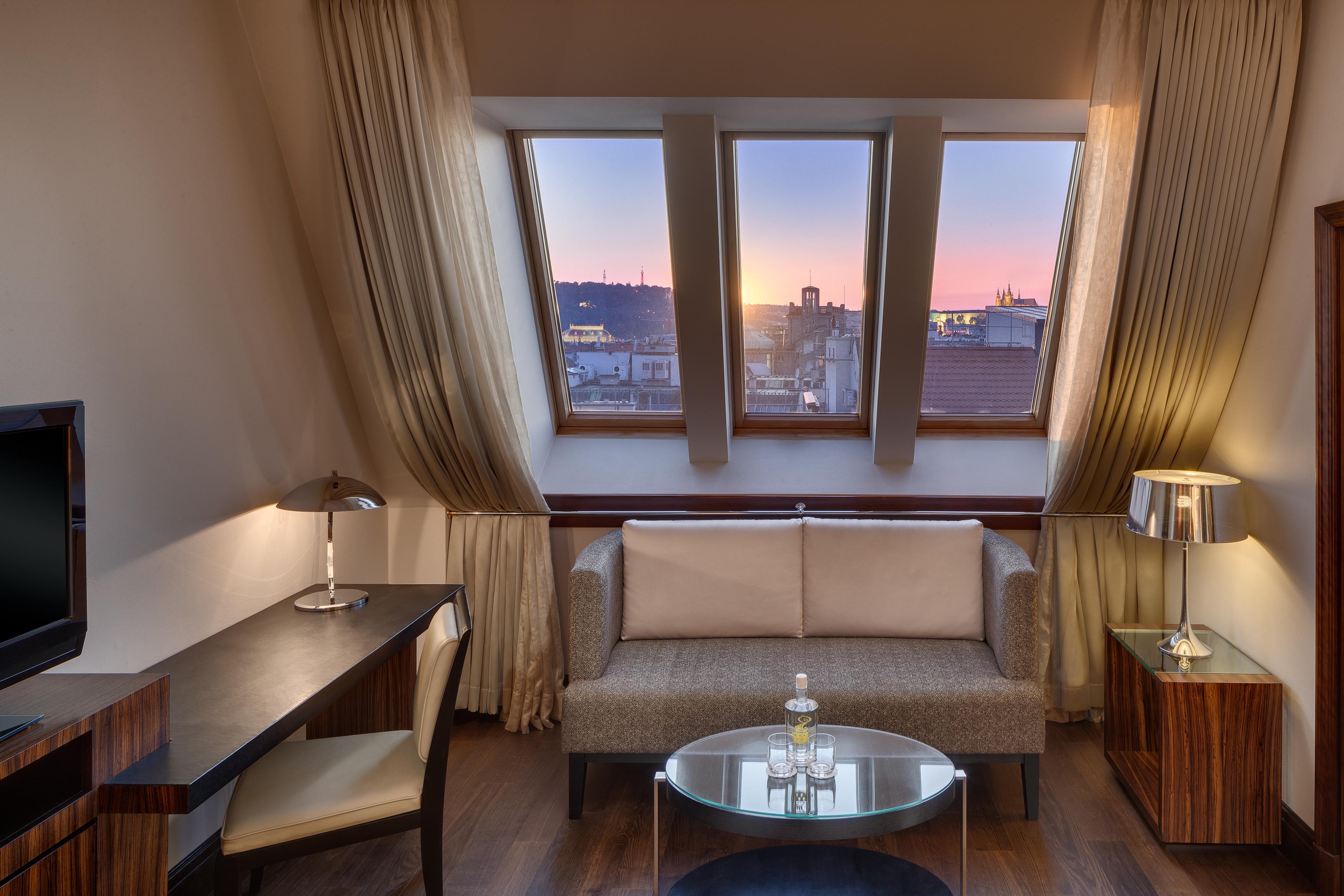 Almanac X Alcron Hotel Praga